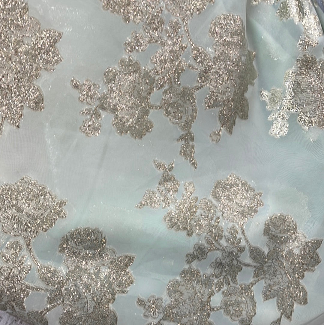 Metallic chiffon silky feel great for dress caftan skirt shirt and much more