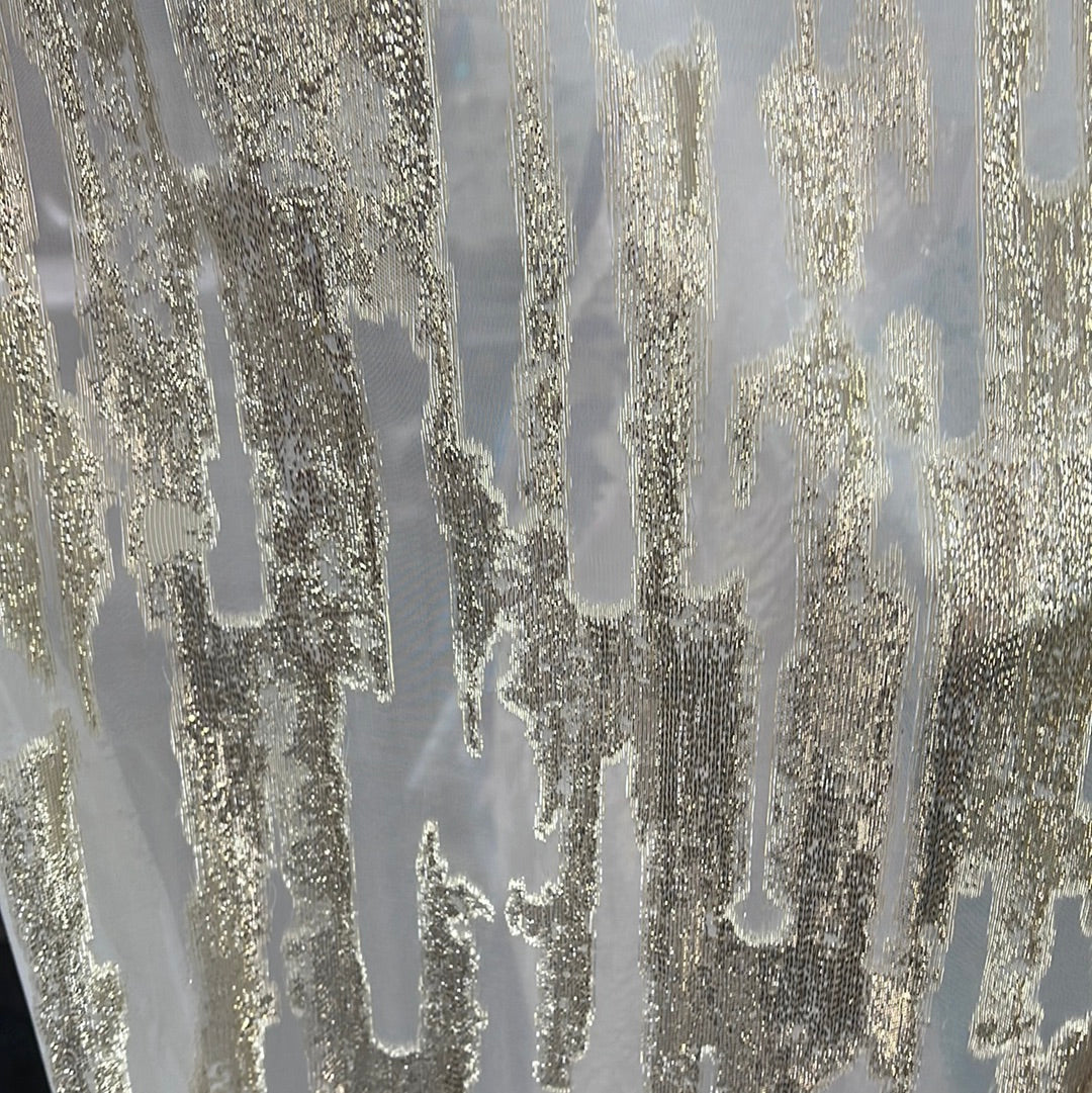 Metallic chiffon silky feel great for dress caftan skirt shirt and much more