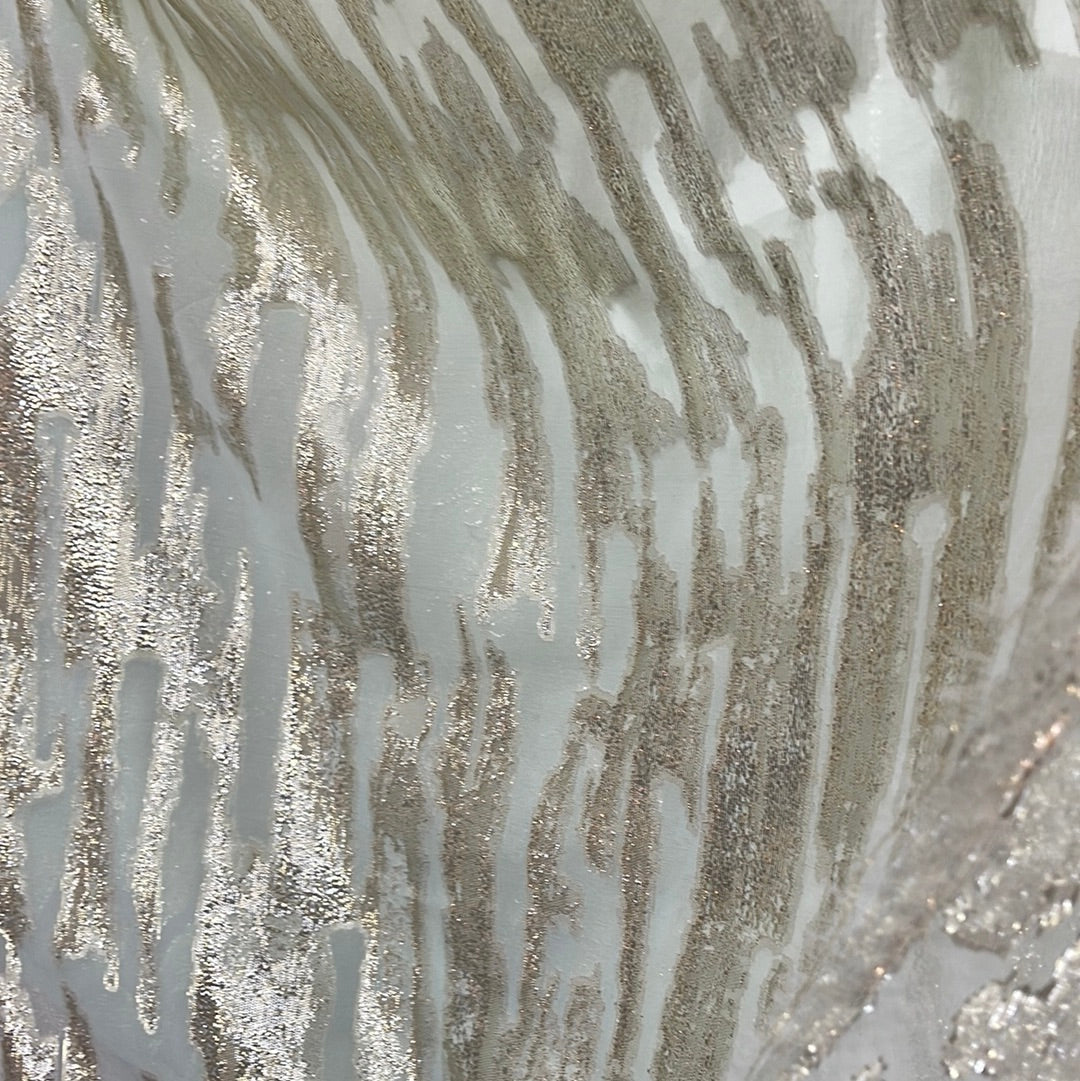 Metallic chiffon silky feel great for dress caftan skirt shirt and much more