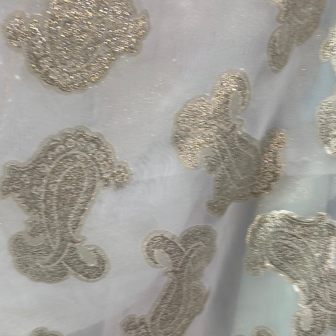 Metallic chiffon silky feel great for dress caftan skirt shirt and much more