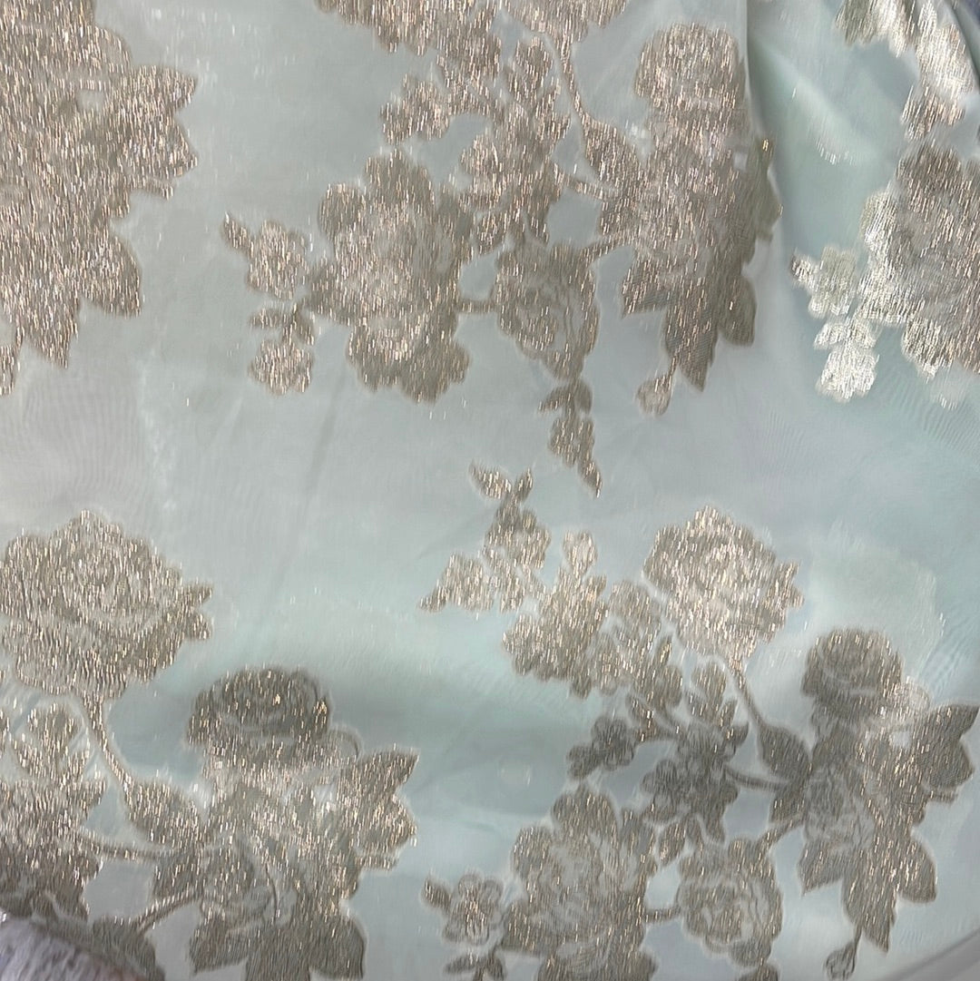 Metallic chiffon silky feel great for dress caftan skirt shirt and much more