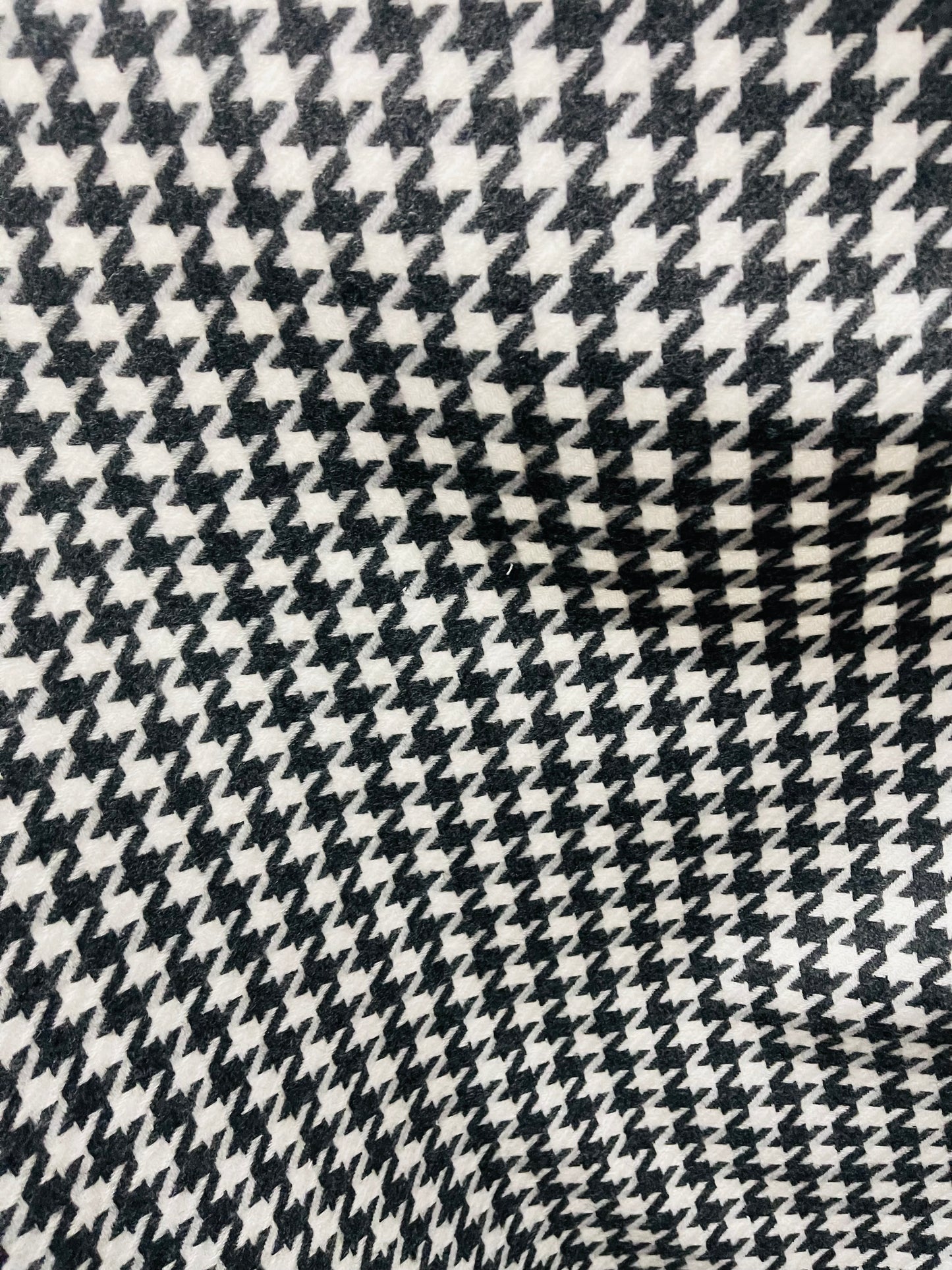 Houndstooth plaid 100% cashmere super soft dabble face great fabric for sweaters dress jacket upholstery pillow and much more