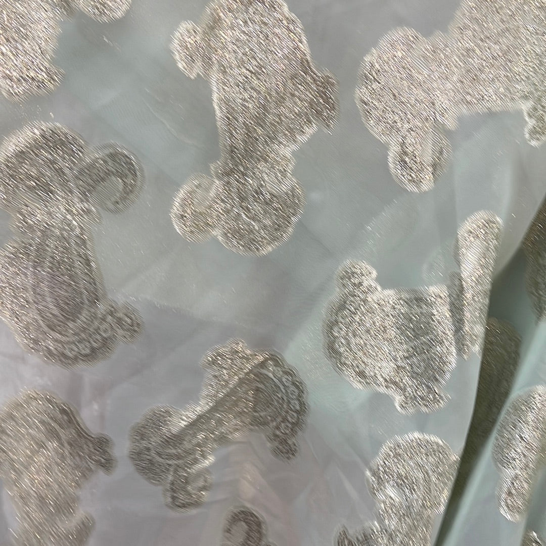 Metallic chiffon silky feel great for dress caftan skirt shirt and much more