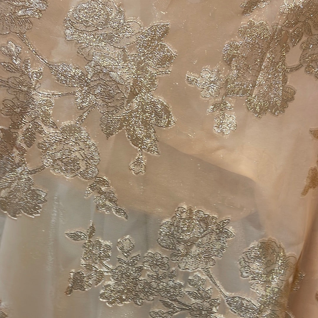 Metallic chiffon silky feel great for dress caftan skirt shirt and much more