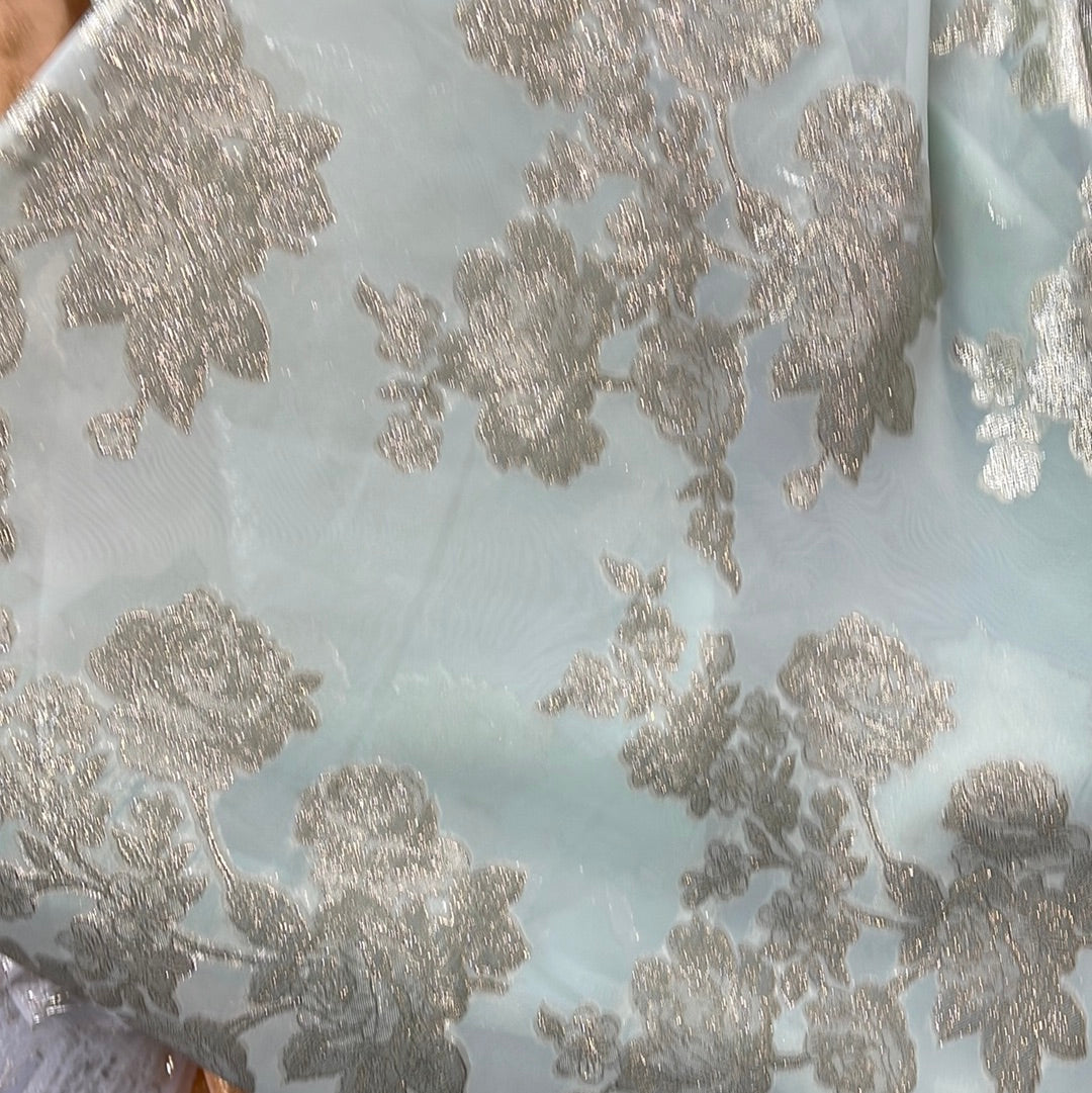 Metallic chiffon silky feel great for dress caftan skirt shirt and much more
