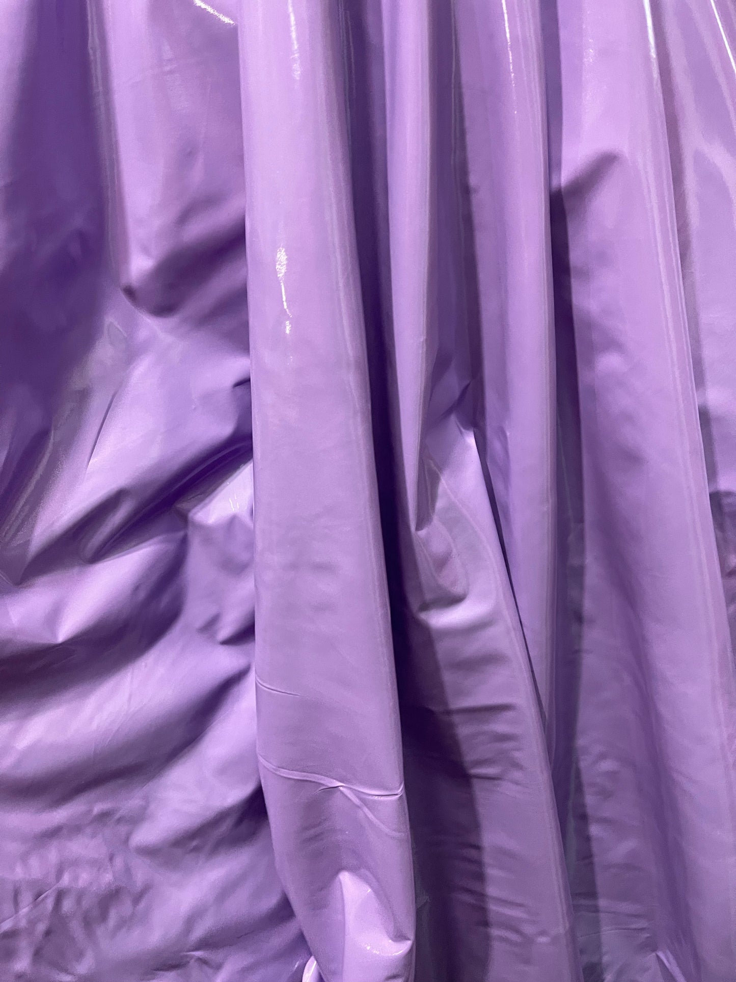 Lilac shinny 4way stretch vinyl made in Italy