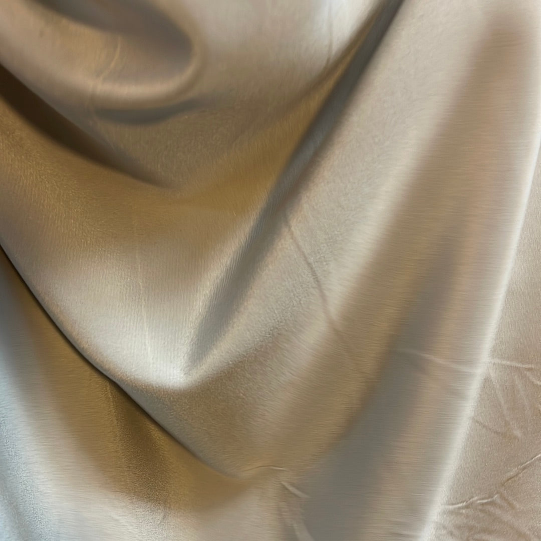 Silver 100% silk carep de chine made in Italy