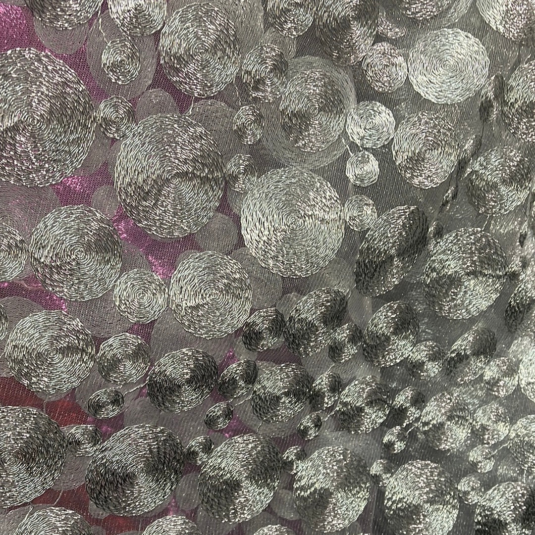 Circle silver metallic lace