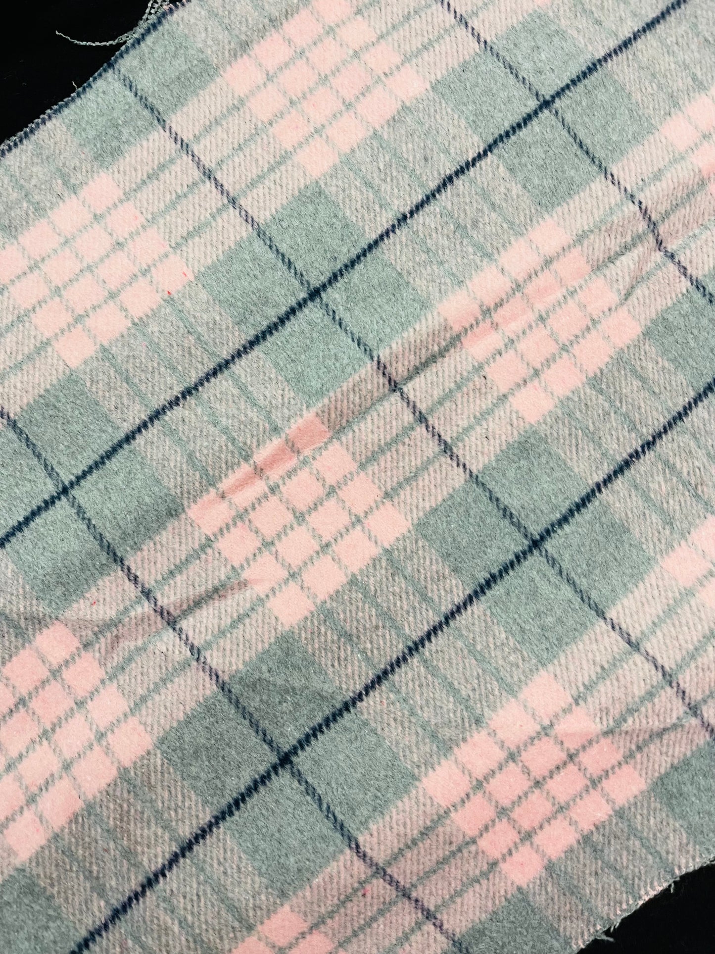 Buffalo plaid 100% cashmere great fabric for sweaters dress jacket and much more