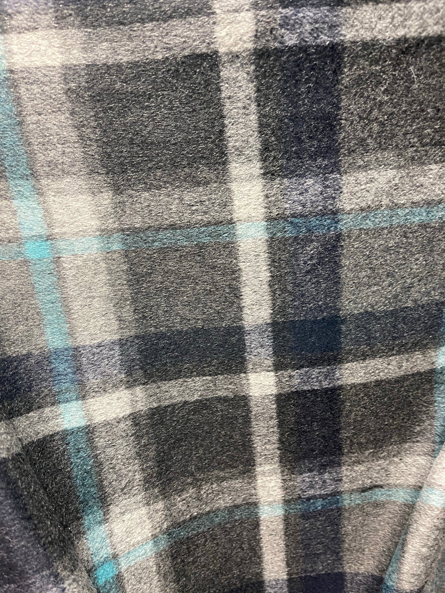 Designer Super soft 100% cashmere design by Hermes