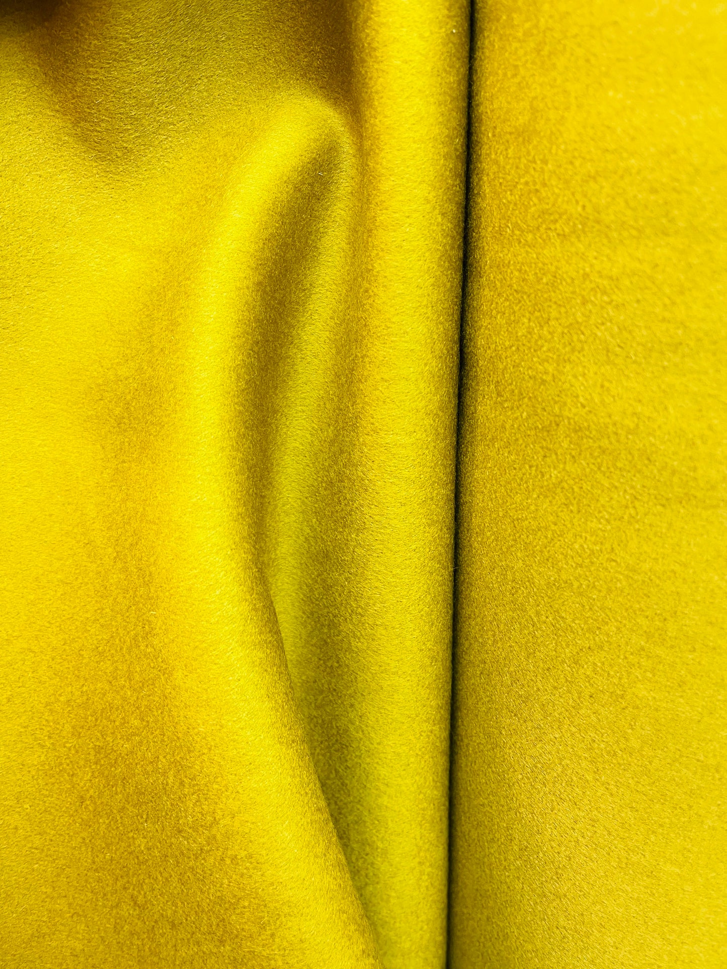 Designer Super soft 100% cashmere design by Hermes