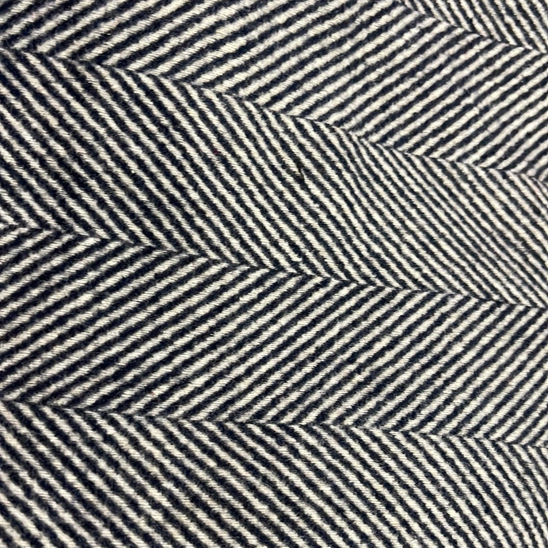 Designer chunky herringbone style Super soft 100% cashmere design by Salvatore Ferragamo