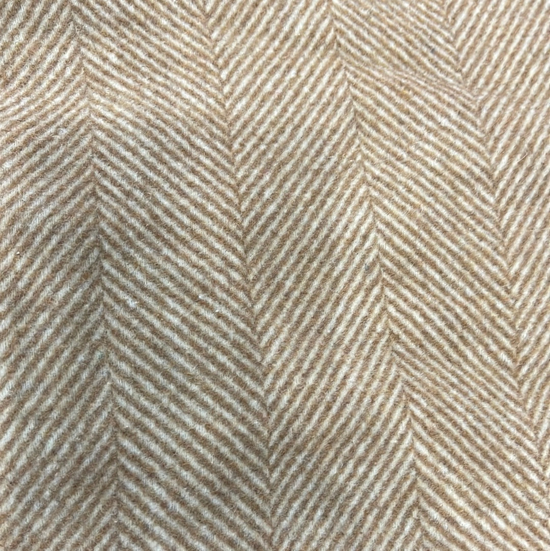 Designer chunky herringbone style Super soft 100% cashmere design by Salvatore Ferragamo