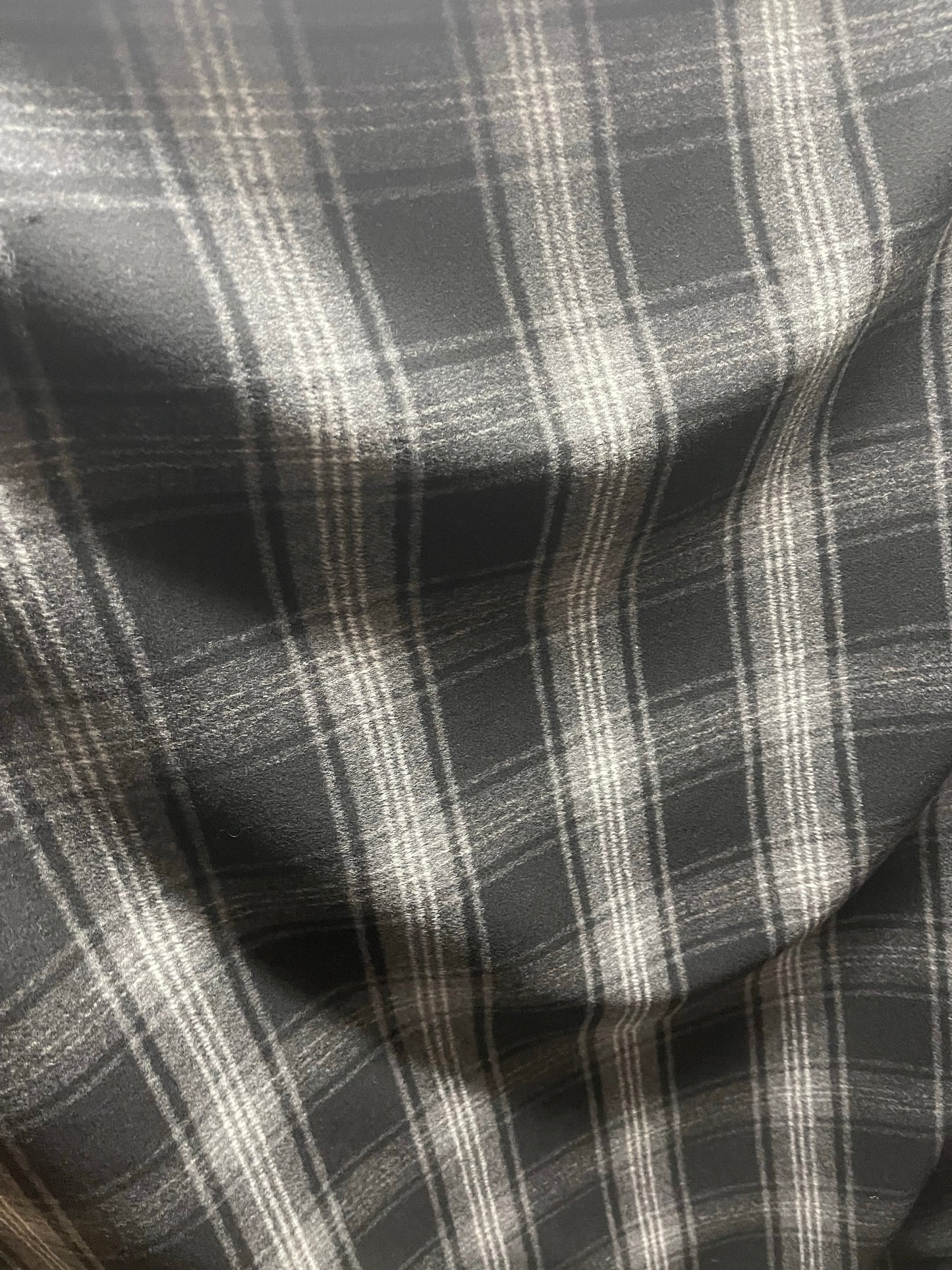 Designer Super soft 100% cashmere design by Hermes