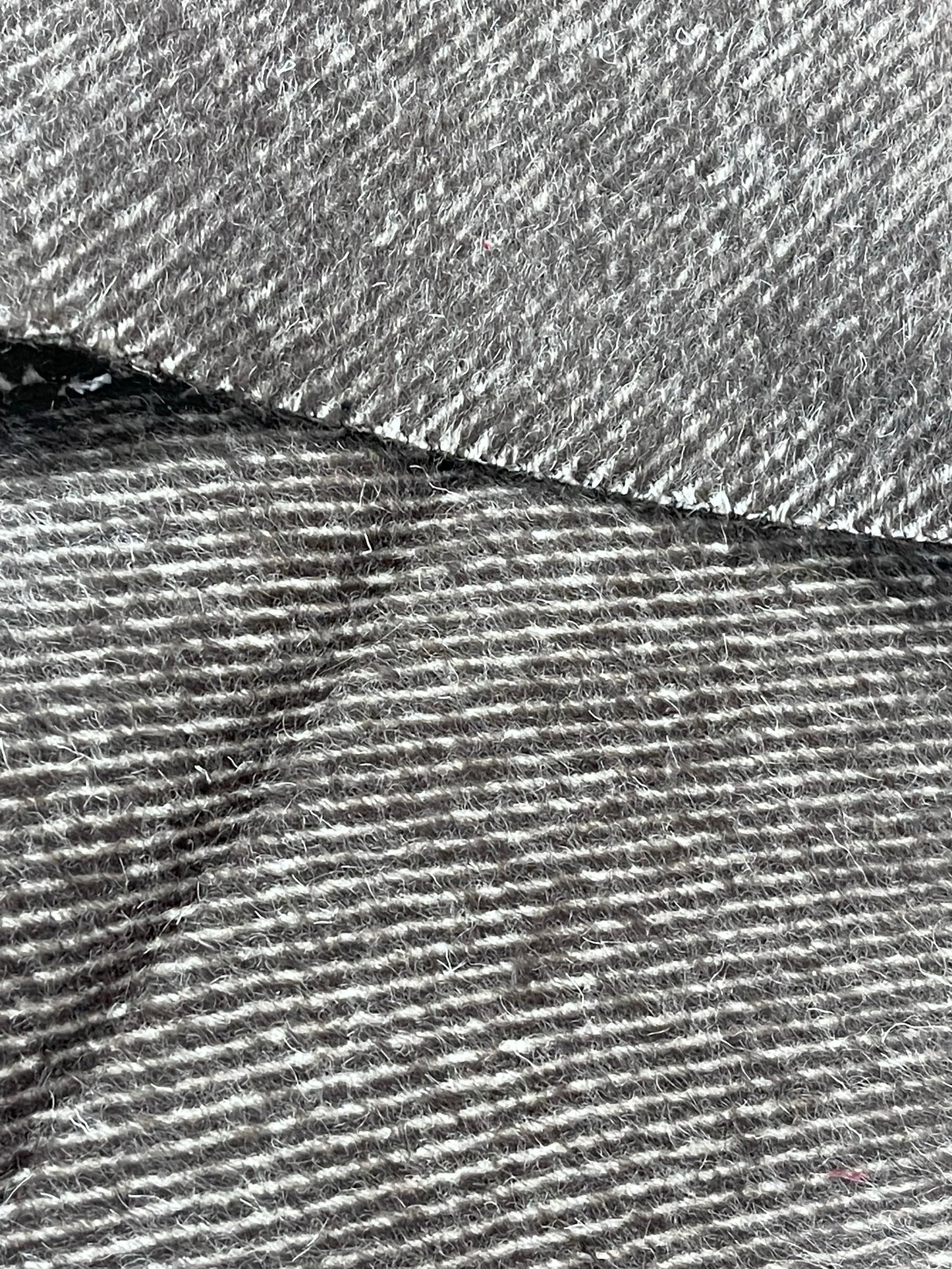 Designer Super soft 100% cashmere design by Salvatore Ferragamo