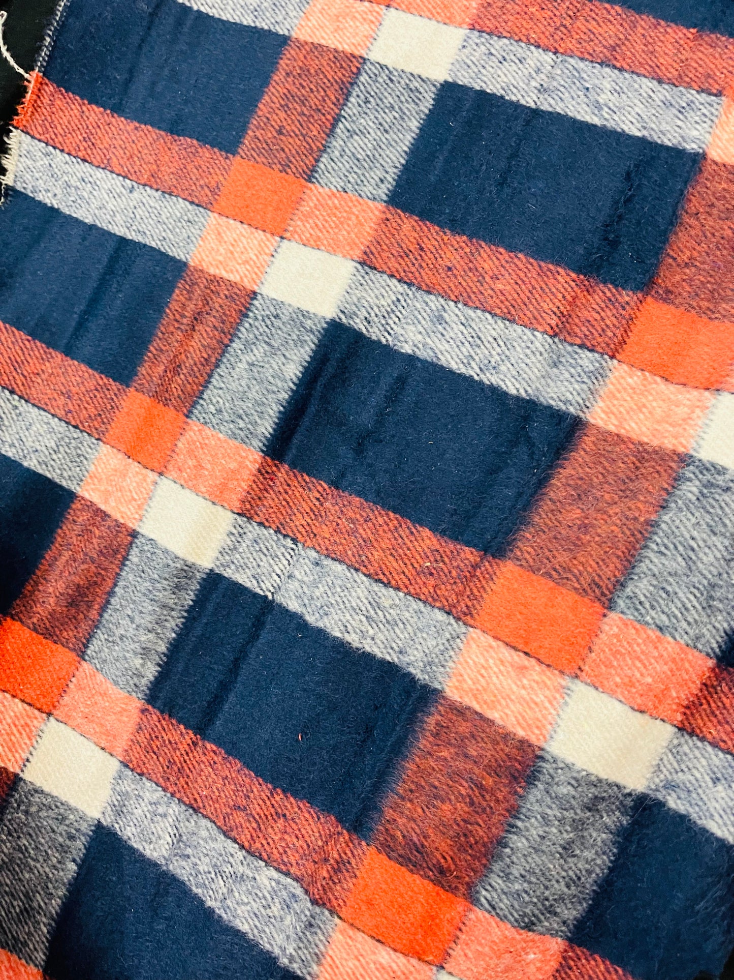 Buffalo plaid 100% cashmere great fabric for sweaters dress jacket and much more