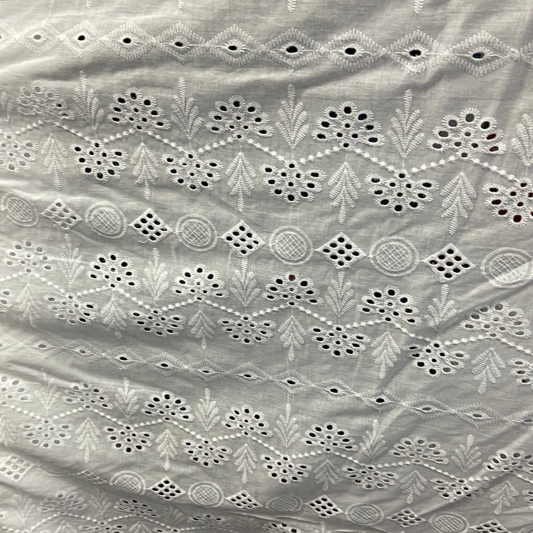 Designer 100%cotton eyelets made in Italy