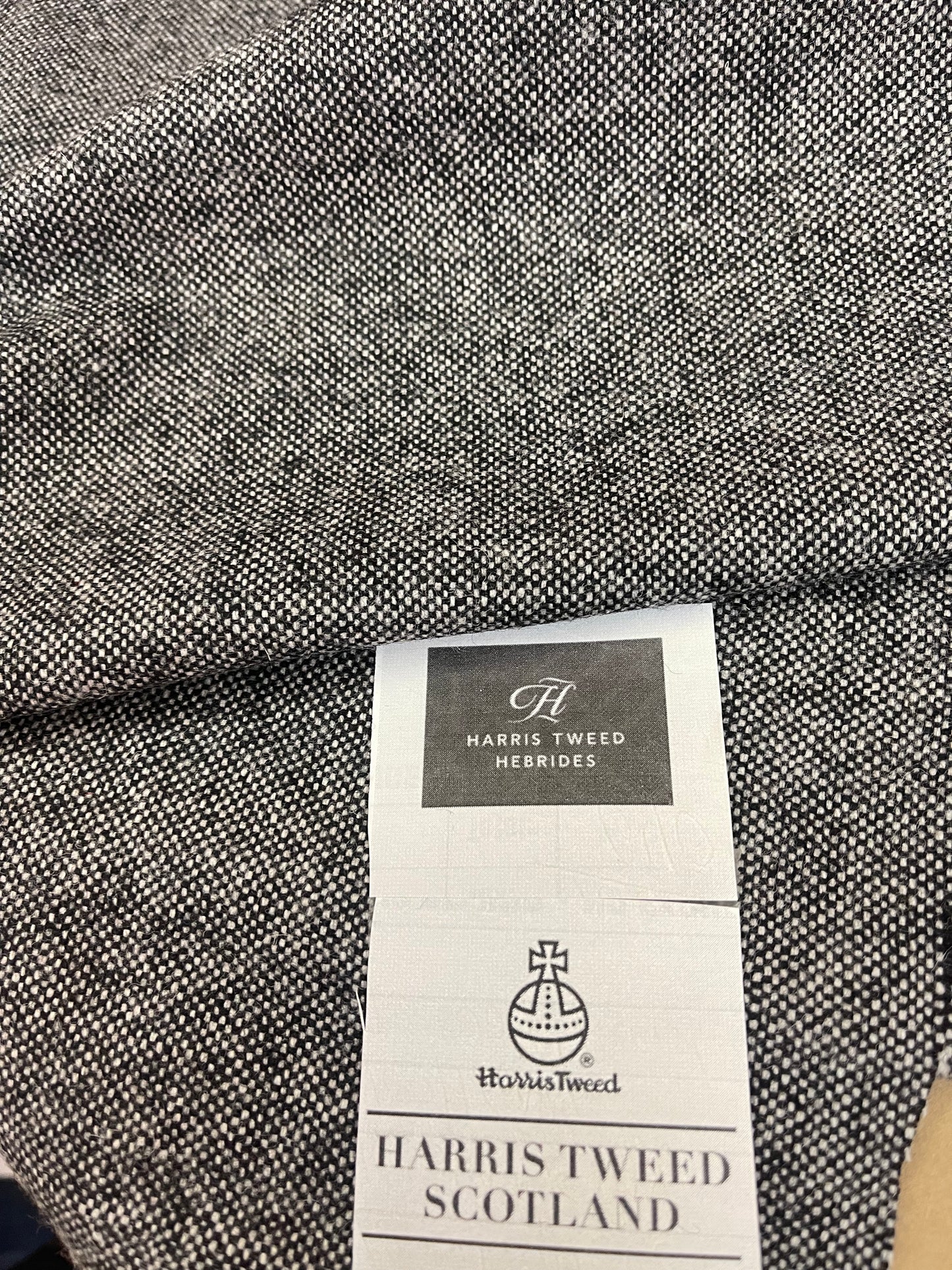 Harries tweed wool cashmere great for suit dress skirt pants jacket and much more use made in Scotland