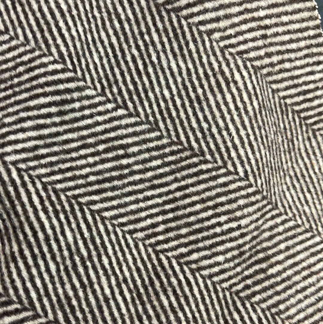 Designer chunky herringbone style Super soft 100% cashmere  design by Salvatore Ferragamo