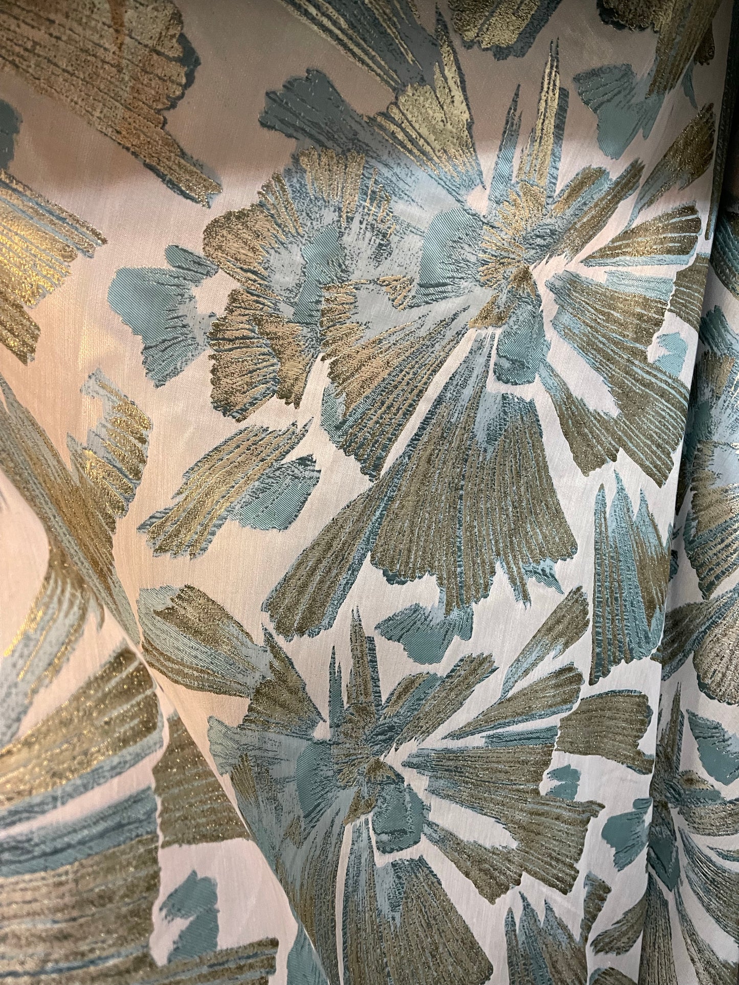 120 inch Designer fan style mikado Floral Brocade great for dress jacket pants skirt upholstery and much more made in Italy