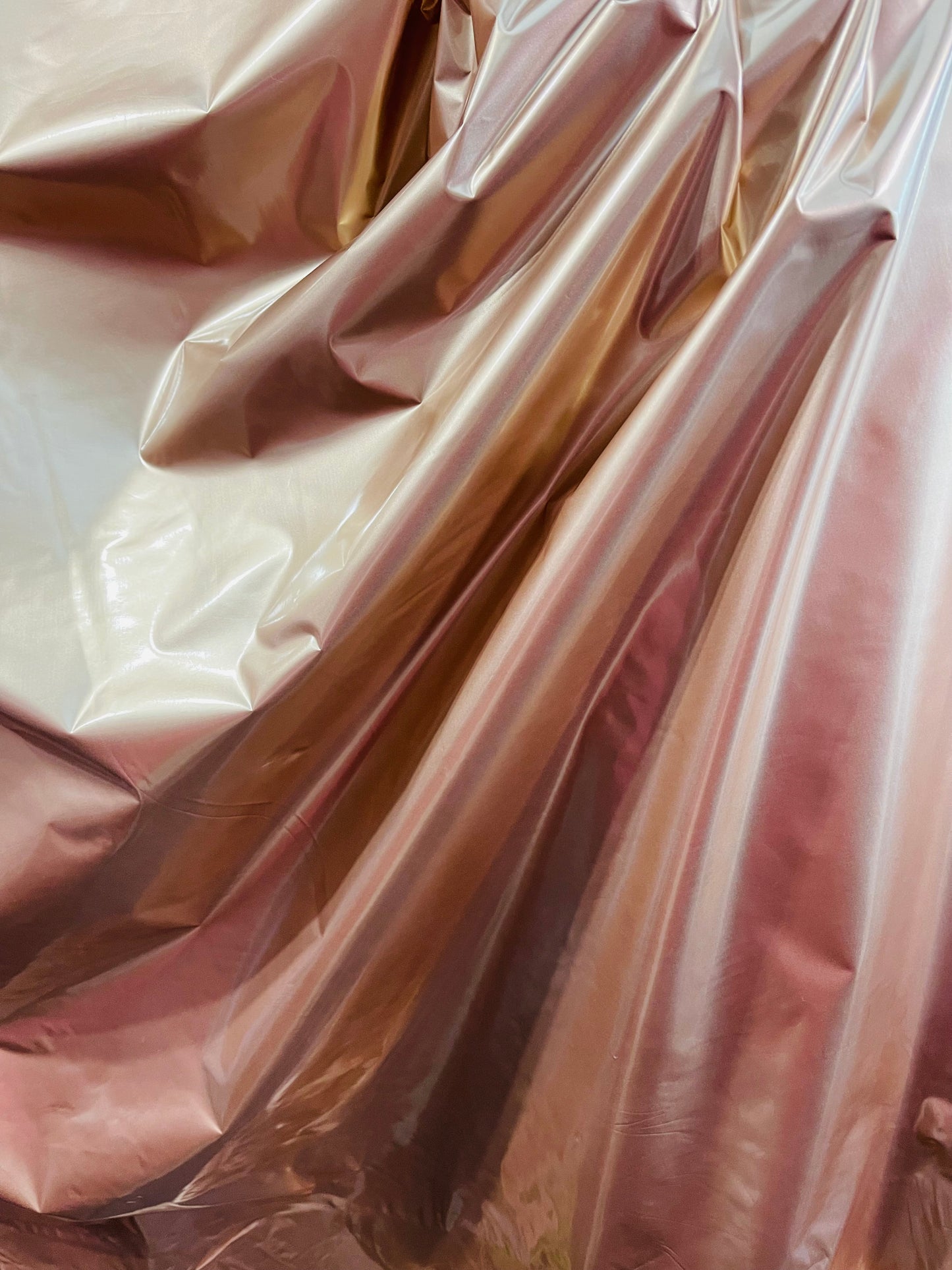 Gold shinny 4way stretch vinyl made in Italy
