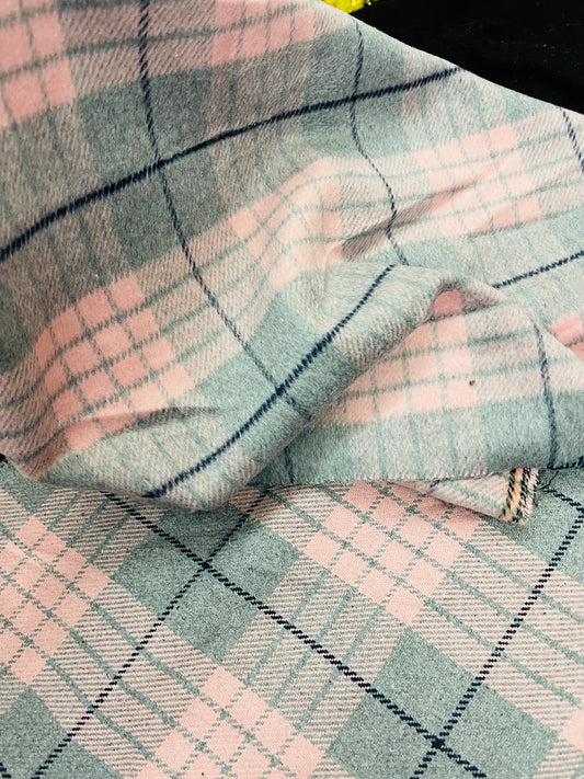 Buffalo plaid 100% cashmere great fabric for sweaters dress jacket and much more